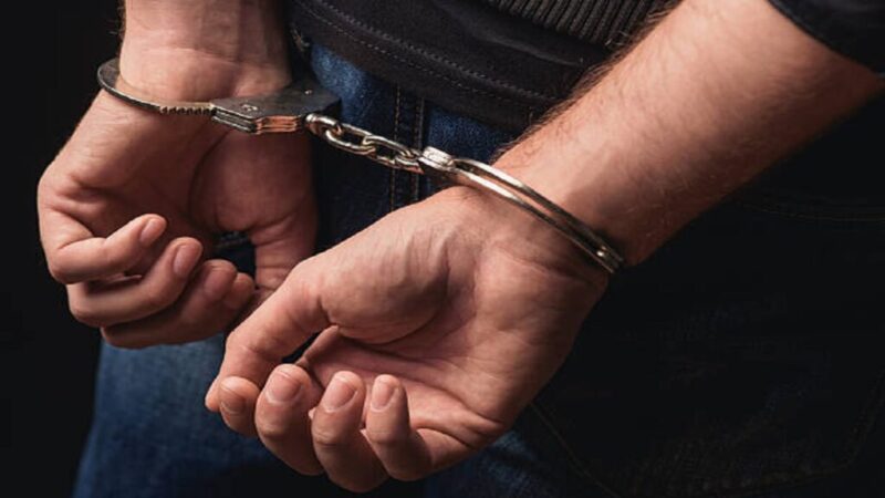 इस मामले में कोर्ट ने सरकारी अधिकारी को सुनाई 5 साल सश्रम कारावास की सजा, इतने लाख का लगाया जुर्माना…