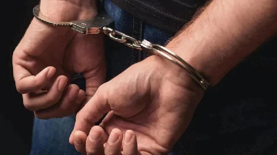 जनपद अध्यक्ष के पति गिरफ्तार, इस वजह से हुई बड़ी कार्रवाई, जाने पूरा मामला….