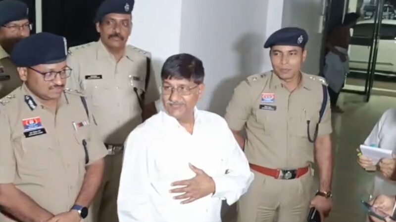 DGP ने अचानक थानों में दी दस्तक, पुलिस कर्मियों में मचा हड़कंप, फिर जो हुआ…..