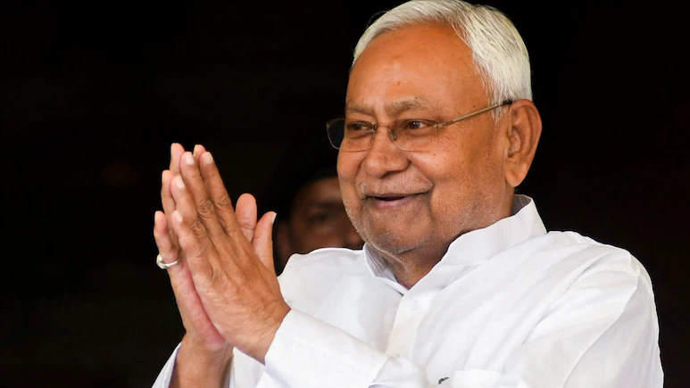 बिहार सरकार के मंत्रियों की हो गई बल्ले-बल्ले, इतनी बढ़ी सैलरी, नीतीश कैबिनेट ने लिए कई बड़े फैसले
