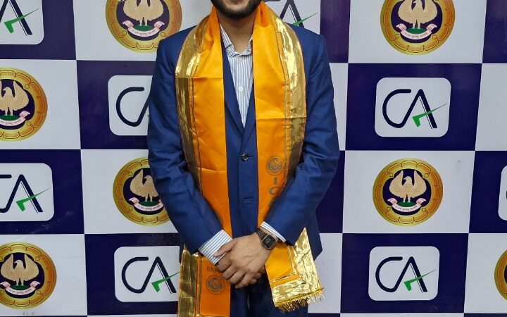 नवीन का सुयश, प्रथम प्रयास में बने सीए…