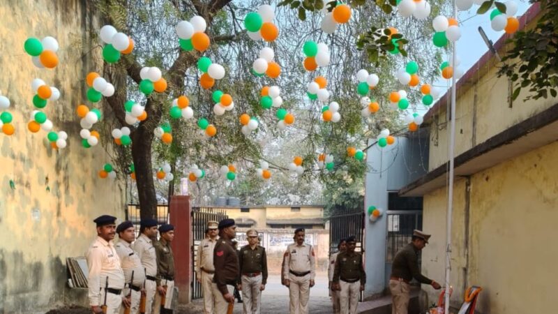 नगर में आन बान शान से लहराया तिरंगा…