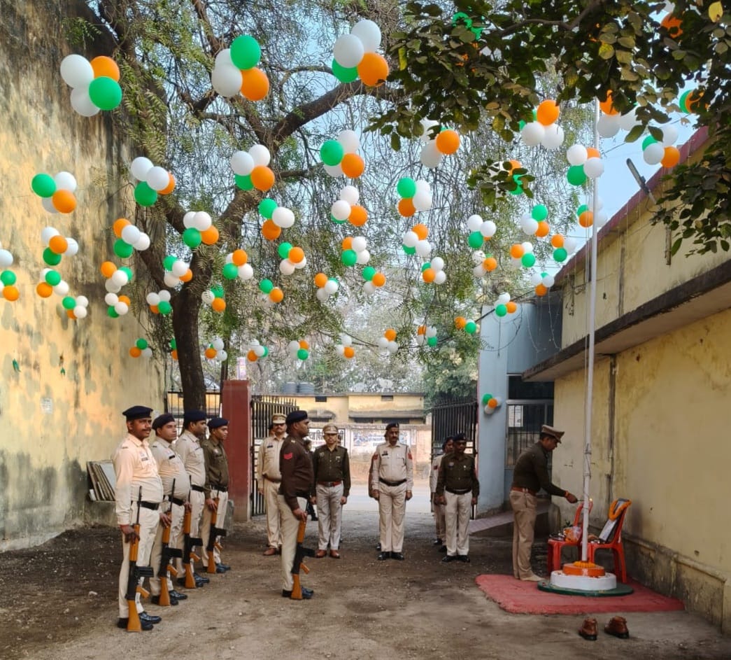 नगर में आन बान शान से लहराया तिरंगा…